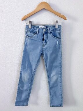 Zara Girls Light Wash Distressed Skinny Jeans Size 4-5